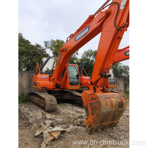 Used Korea Made Doosan DH220 Excavator